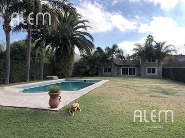 Casa - El Trébol