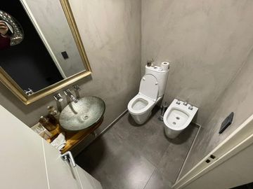 En Venta | Importante Propiedad de Categoría en Zona de Quintas con Parque y Piscina | Moreno - A pocos metros de Autopista Acceso Oeste
