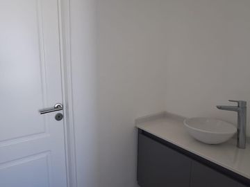 Casa en venta - Barrio Araucarias - Puertos del Lago.