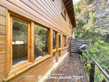 VENTA Departamento 45m2 frente a reserva natural con arroyo en Barrio Epulafquen, Villa la Angostura