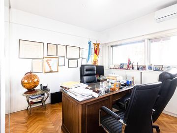 Venta SEMIPISO de Categoría Balcón Terraza  Cochera Av Libertador y Av Coronel Diaz