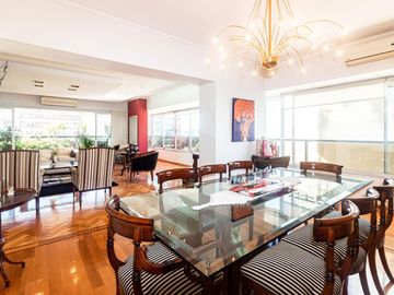 Venta SEMIPISO de Categoría Balcón Terraza  Cochera Av Libertador y Av Coronel Diaz