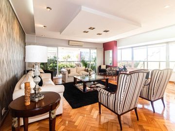 Venta SEMIPISO de Categoría Balcón Terraza  Cochera Av Libertador y Av Coronel Diaz