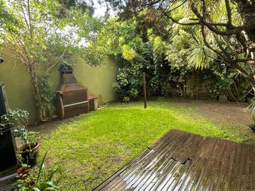Hermoso chalet de 3 dormitorio, cochera y fondo! APTO CREDITO