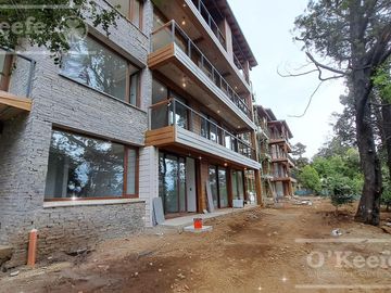 Departamento 3 ambientes en venta con Vista al lago en  Barrancas de Melipal, Bariloche.