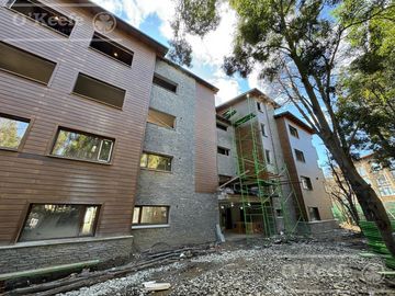 Departamento 3 ambientes en venta con Vista al lago en  Barrancas de Melipal, Bariloche.
