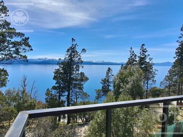 Departamento 3 ambientes en venta con Vista al lago en  Barrancas de Melipal, Bariloche.