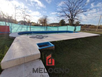 Casa en  Venta con Quincho y Pileta