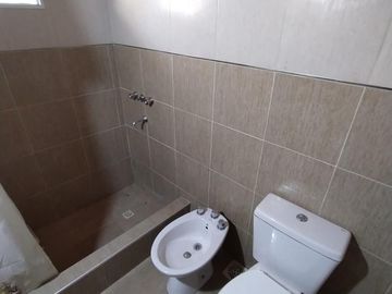 Casa en  Venta con Quincho y Pileta