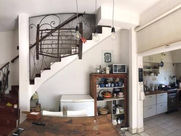 Casa en venta - 3 Dormitorios 1 Baño - 87Mts2 - El Palomar