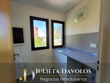 Casa  en Venta 5 ambientes Barrio El Canton Norte Escobar-Maschwitz