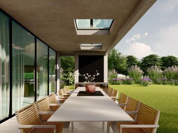 Casa en Nordelta en obra 7 ambientes, suite, playroom, cochera, pileta, dependencia.