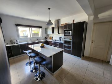 VENTA  Casa Ayres del Pilar