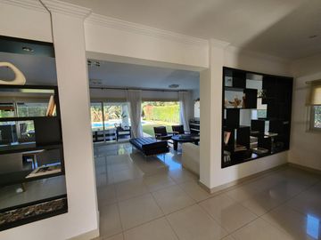 VENTA  Casa Ayres del Pilar