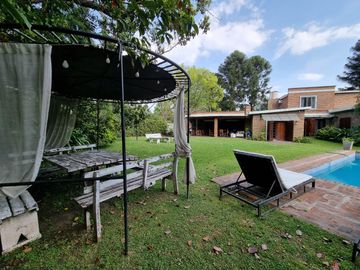 Casa Quinta en Venta en Zona Champagnat, Pilar GBA Norte - 7 ambientes