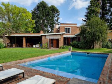 Casa Quinta en Venta en Zona Champagnat, Pilar GBA Norte - 7 ambientes