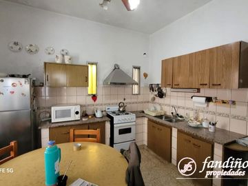 Casa en Lomas de Zamora Este