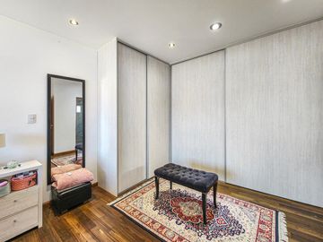 Casa 4 dormitorios con jardín y pileta en Fisherton