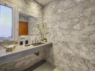 Casa 4 dormitorios con jardín y pileta en Fisherton
