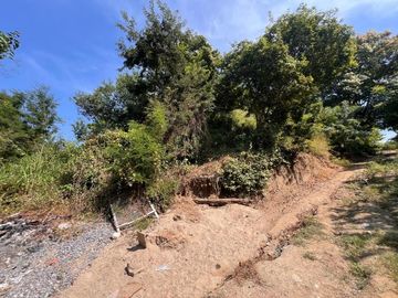 LOTE CON VISTA PANORAMICA A LA BAHIA DE SANTIAGO EN MANZANILLO