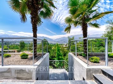 Exclusiva casa en Condominio Lomas de la Dehesa
