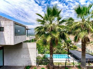 Exclusiva casa en Condominio Lomas de la Dehesa