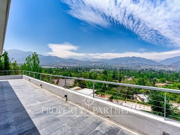 Exclusiva casa en Condominio Lomas de la Dehesa