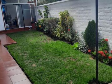 VENTA CASA 4 DORMITORIOS - EN URBANIZACIÓN. CARCELEN
