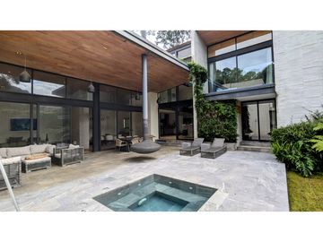 Casa en Venta, Avandaro, Valle de Bravo