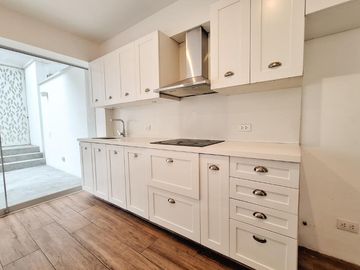 ¡Exclusivo Departamento en Venta en primer piso, ubicado en Corpac San Isidro!