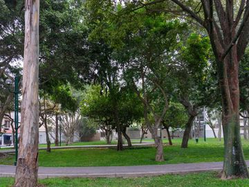 ¡Exclusivo Departamento en Venta en primer piso, ubicado en Corpac San Isidro!