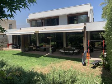 VENTA CASA EN CONDOMINIO LOS LITRES, LO BARNECHEA