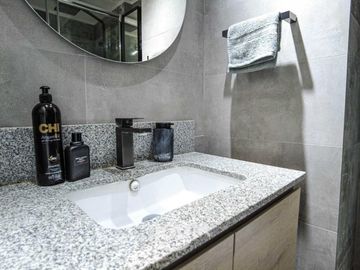 VENTA DEPTO METRO LAS TORRES