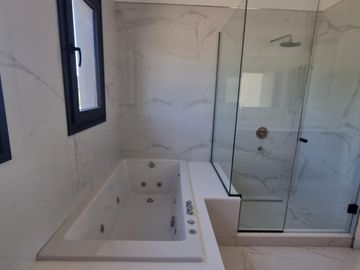 Casa en venta en La Calesa Pilará | VCO Propiedades