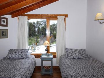 Venta Cabaña 2 dorm c/ cochera, Puerto Manzano,  Villa La Angostura