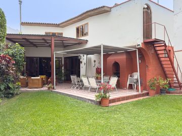 CASA EN VENTA VALLE  HERMOSO -SURCO