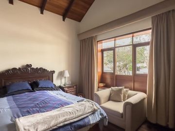 CASA EN VENTA VALLE  HERMOSO -SURCO