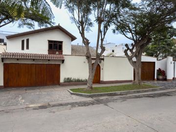 CASA EN VENTA VALLE  HERMOSO -SURCO