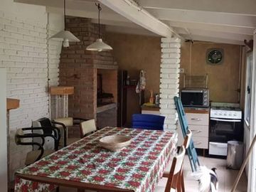 CASA EN VENTA EN COUNTRY MASCHWITZ CLUB - MAROTO PROPIEDADES