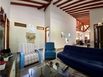 Finca Independiente Via San Antonio (Rionegro)