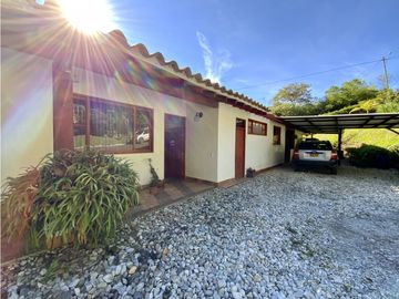 Finca Independiente Via San Antonio (Rionegro)