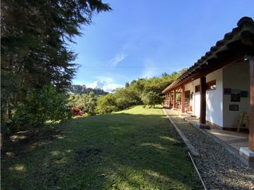 Finca Independiente Via San Antonio (Rionegro)