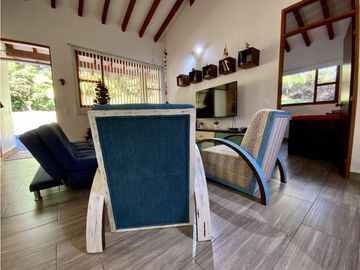 Finca Independiente Via San Antonio (Rionegro)