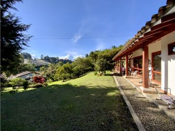 Finca Independiente Via San Antonio (Rionegro)