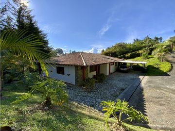 Finca Independiente Via San Antonio (Rionegro)