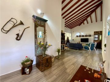 Finca Independiente Via San Antonio (Rionegro)