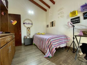 Finca Independiente Via San Antonio (Rionegro)