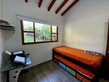 Finca Independiente Via San Antonio (Rionegro)