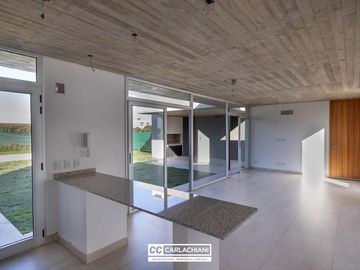 Casa en Venta Funes Don Mateo - Estrenar 3 Dormitorios