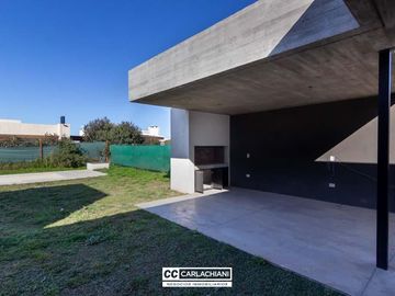 Casa en Venta Funes Don Mateo - Estrenar 3 Dormitorios